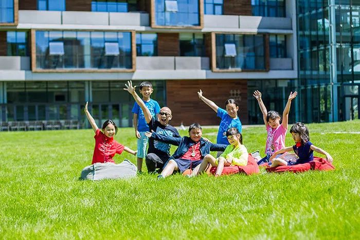 如何将中小学生假期合理安排，让他们收获不一样的知识？