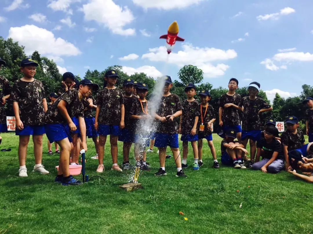 研学营，让孩子在旅途中丰富自己的所见所闻！